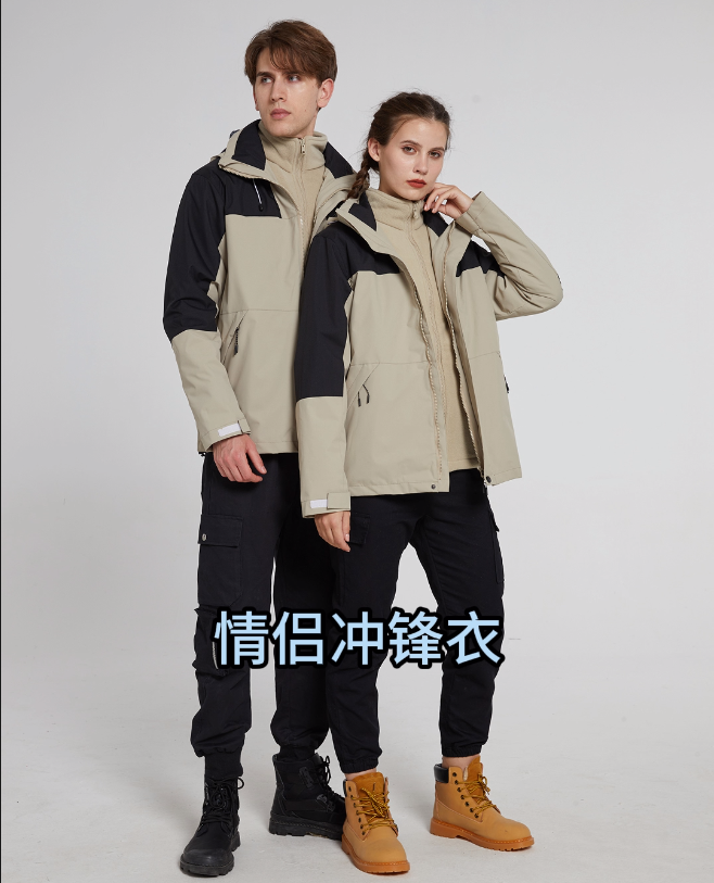 外衣：150D高彈春亞紡-100%聚酯纖維內(nèi)膽：300克雙面搖粒絨-100%聚酯纖維防水5000/透氣2000/防風(fēng)/保暖/三合一男女同款沖鋒衣登山服，奧特萊斯定制款防寒保暖情侶套裝沖鋒衣。